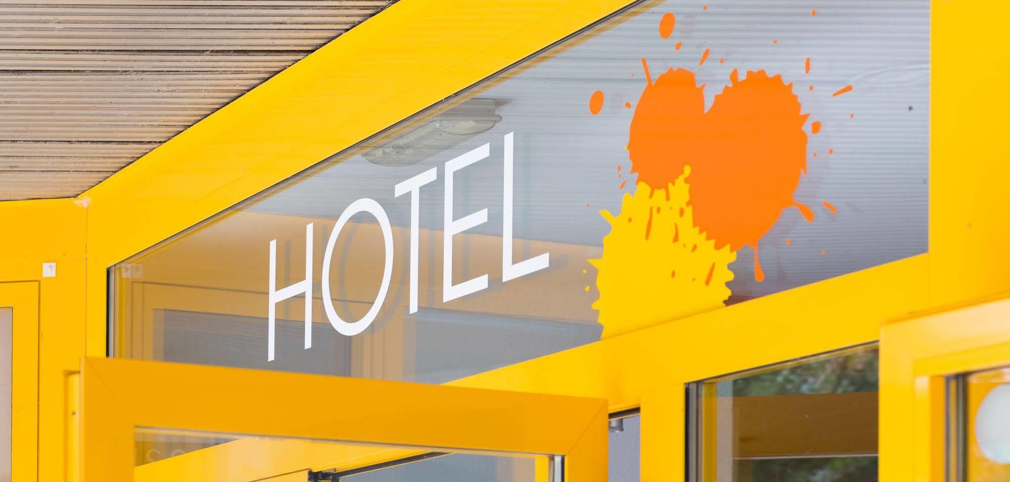 Hotel Des Arts 3*