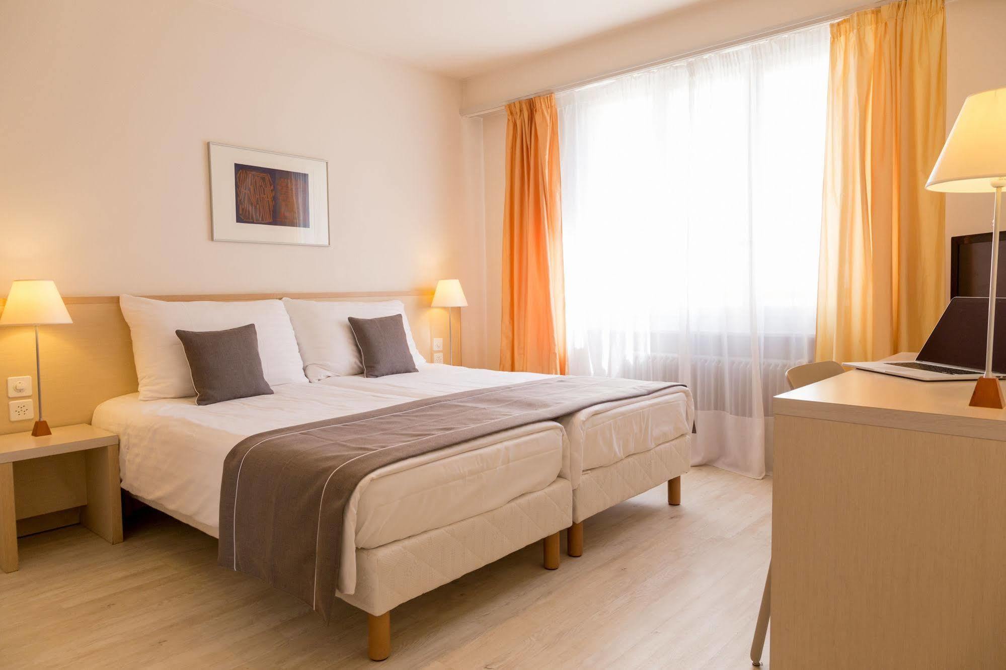 Des Arts Hotel 3*